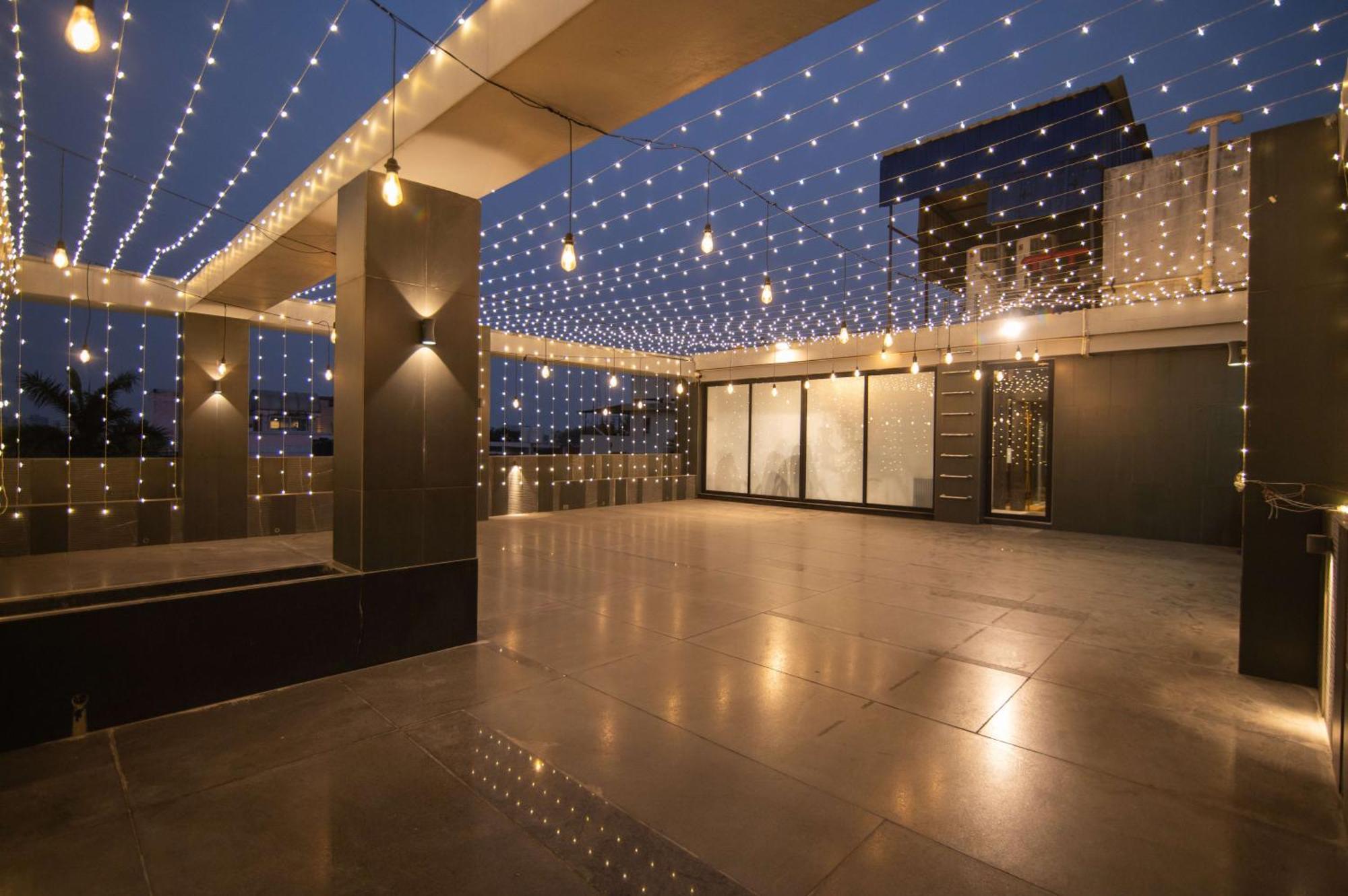 Guest house Urvi Banquets & Kolkata